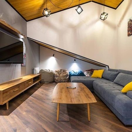 3Br Apt W Huge Terrace & Magnificent Views Тбилиси Экстерьер фото