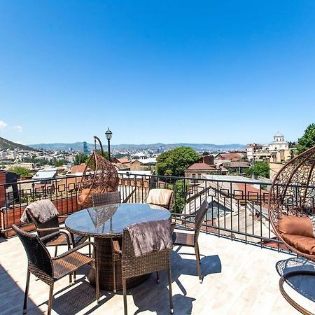 3Br Apt W Huge Terrace & Magnificent Views Тбилиси Экстерьер фото